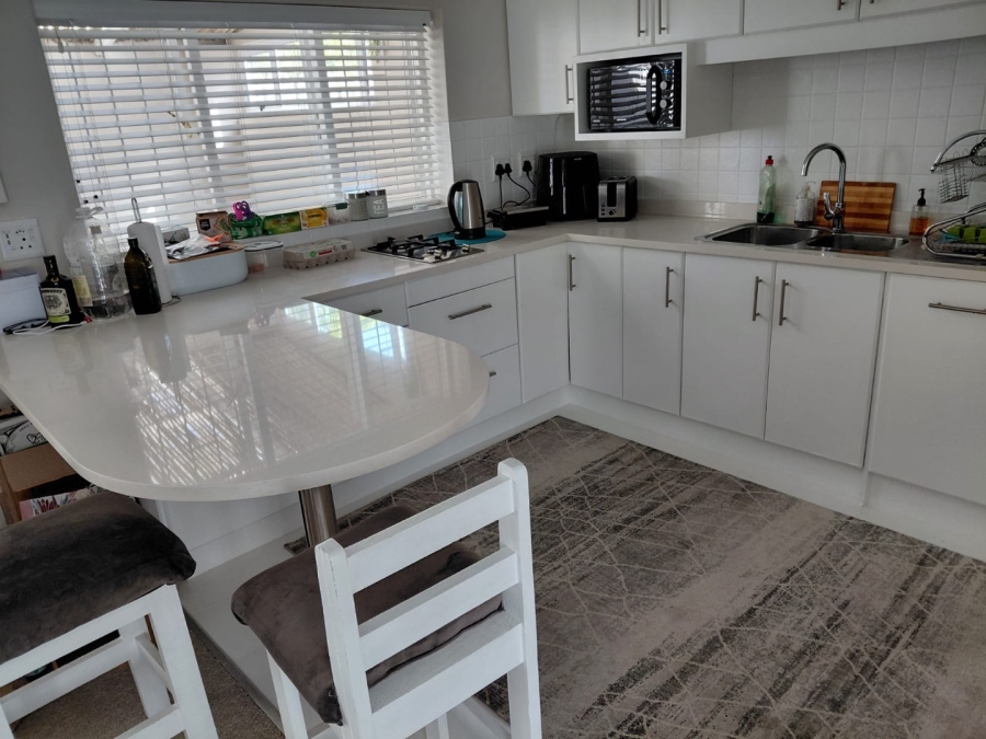 3 Bedroom Property for Sale in Piesang Valley Western Cape